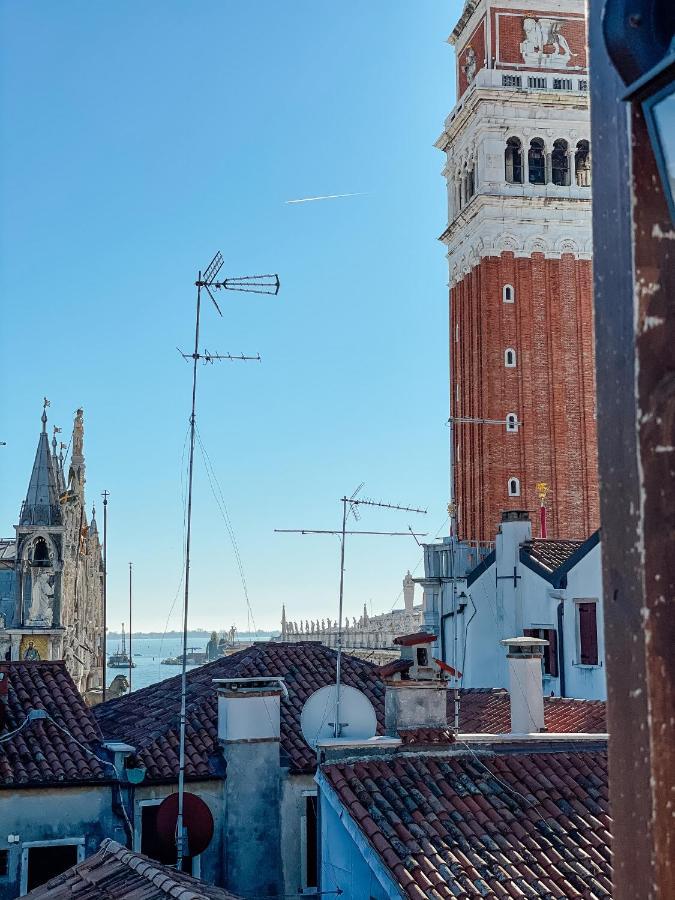 Apartamento Ai Savi Di Venezia Exterior foto